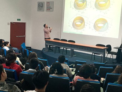 Escuela-Q-Mat-2025_4-850.jpg