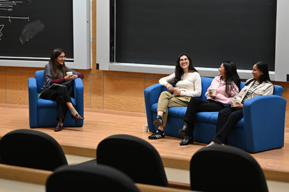 Escuela Mujeres Matemáticas 2026-35.JPG