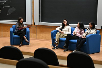 Escuela Mujeres Matemáticas 2026-35.JPG